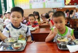 Ăn bớt thức ăn của trẻ: Đáng xấu hổ